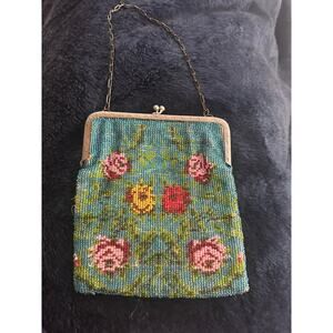 ANTIQUE 1900s to 1920s MICRO BEADED BAG TURQUOISE W/ METAL FRAME & CHAIN STRAP